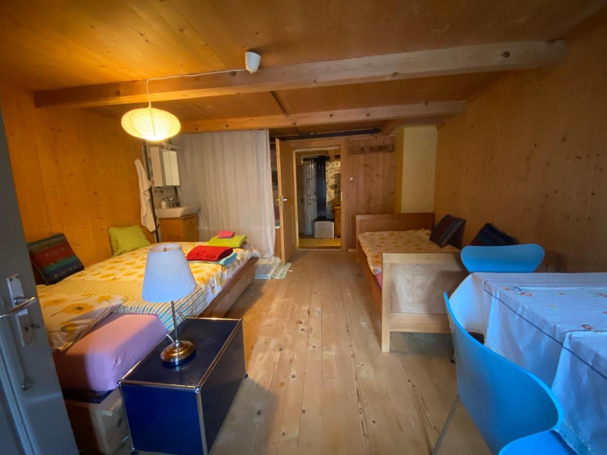 Casa Vegana Bed & Breakfast Trun ภายนอก รูปภาพ