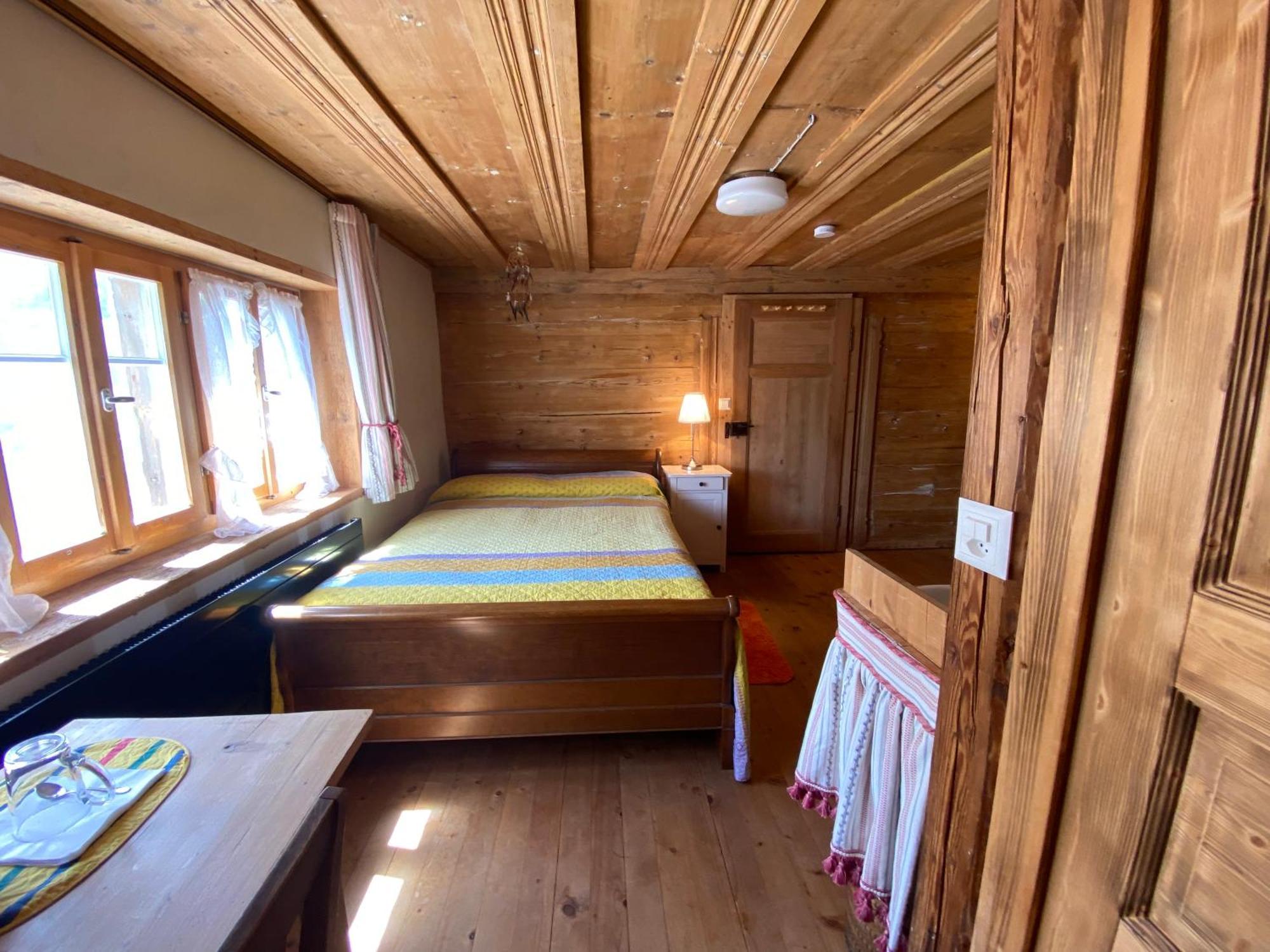 Casa Vegana Bed & Breakfast Trun ภายนอก รูปภาพ